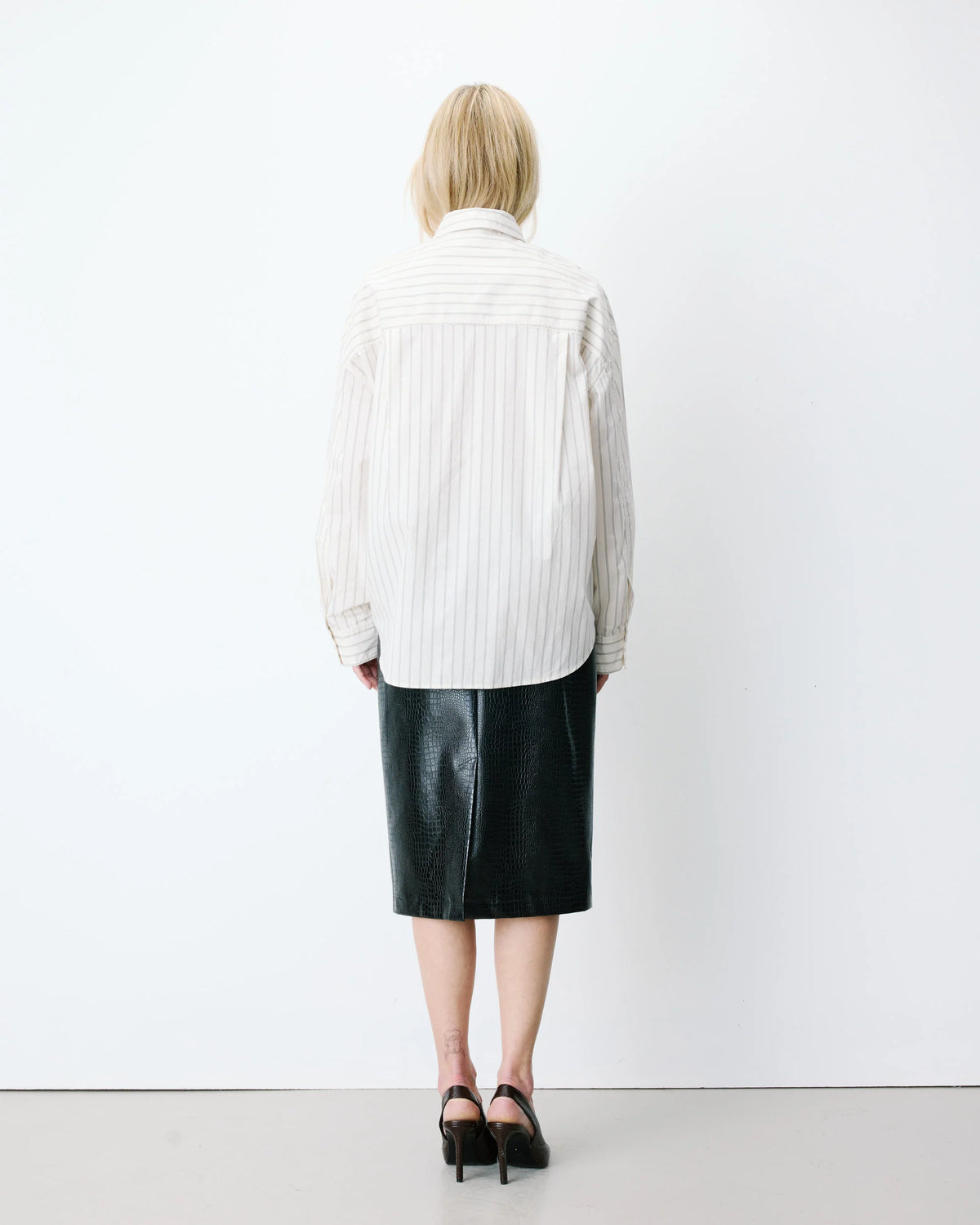 Grace & Mila Striped Shirt With Tie