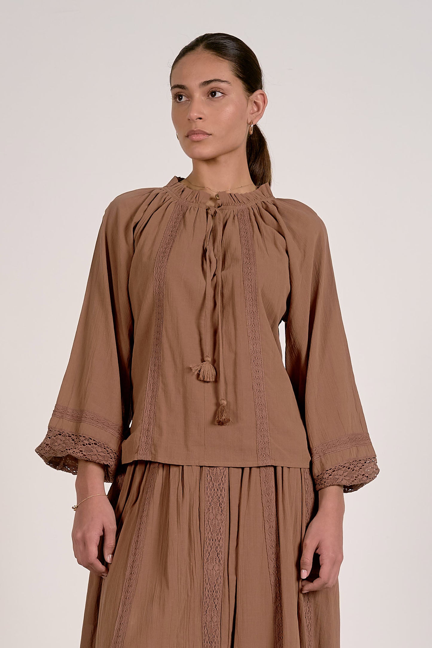 Elan - Long Sleeve V Neck Top