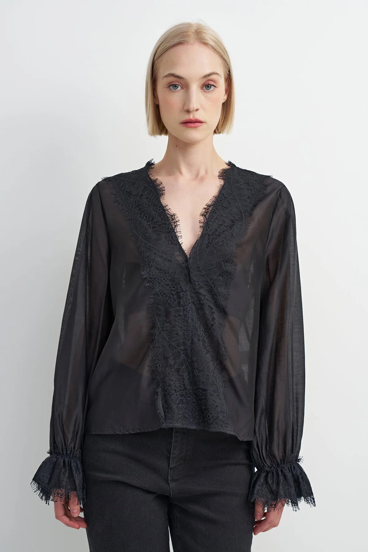 Astrid Harlow Blouse