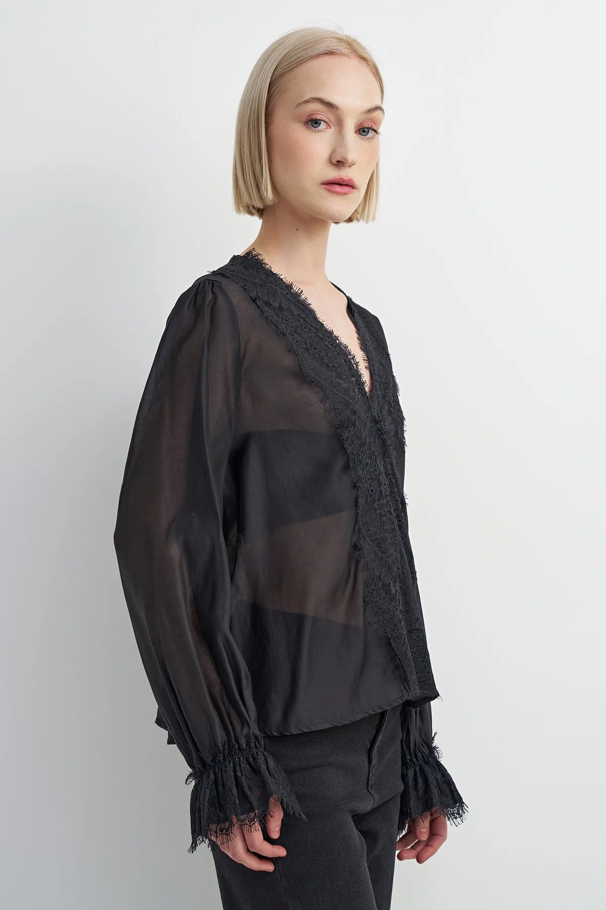 Astrid Harlow Blouse