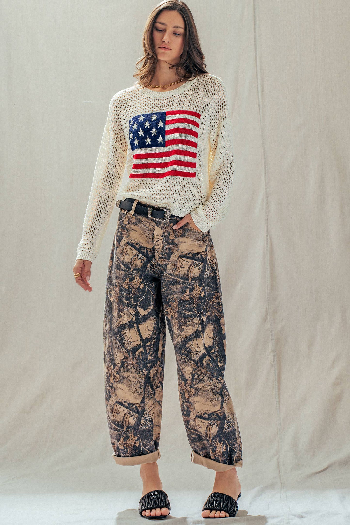 Urban Daizy - Patriotic American Flag Open Knit Sweater