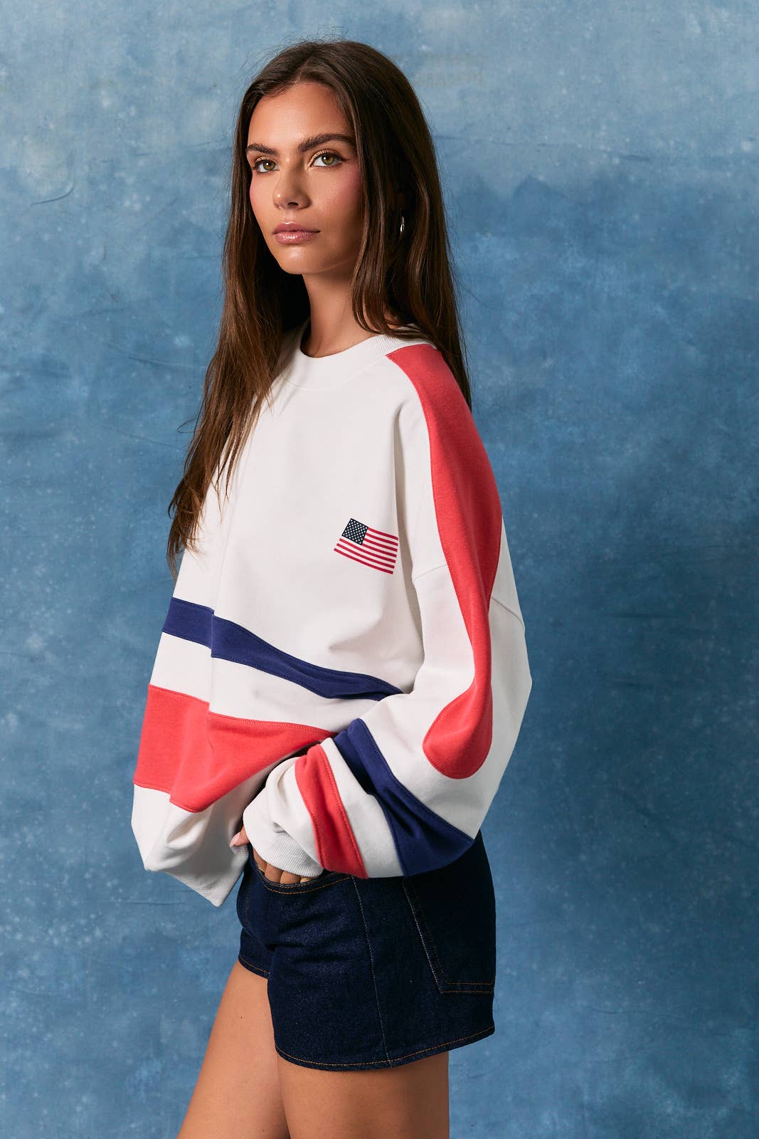 LE LIS - LONG SLEEVE CREW NECK COLOR BLOCK OVERSIZED SWEATSHIRT