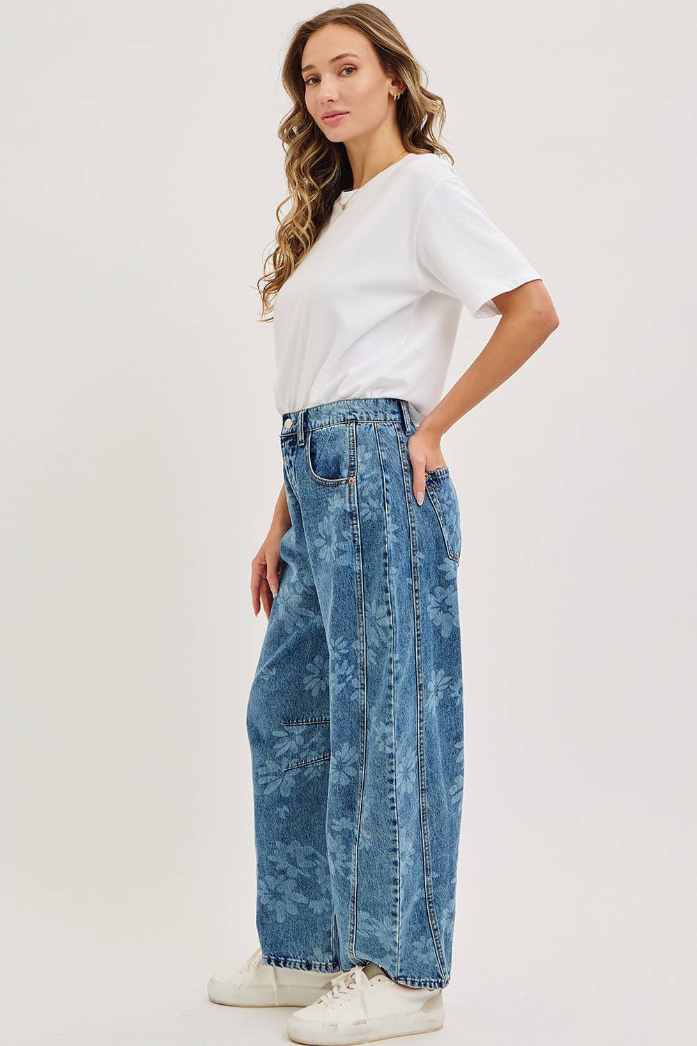 FLORAL PRINT DENIM BARREL JEANS