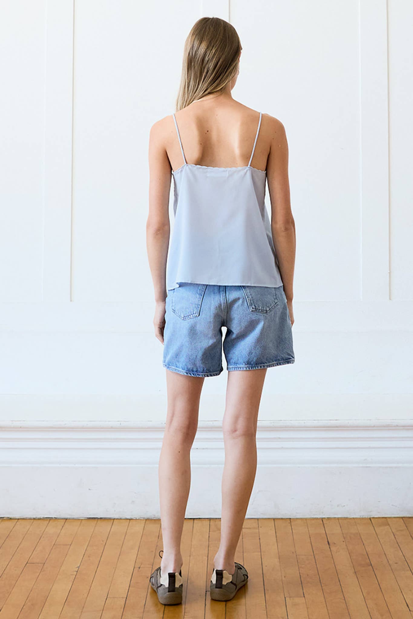 RAISONNEL - Lace Trim Embroidered Cami Top