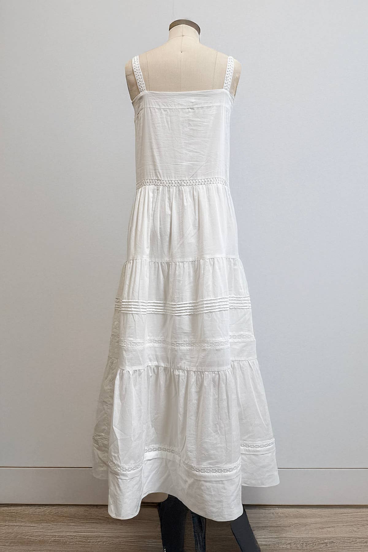 RAISONNEL - Romantic Tiered Woven Maxi with Lace Trim