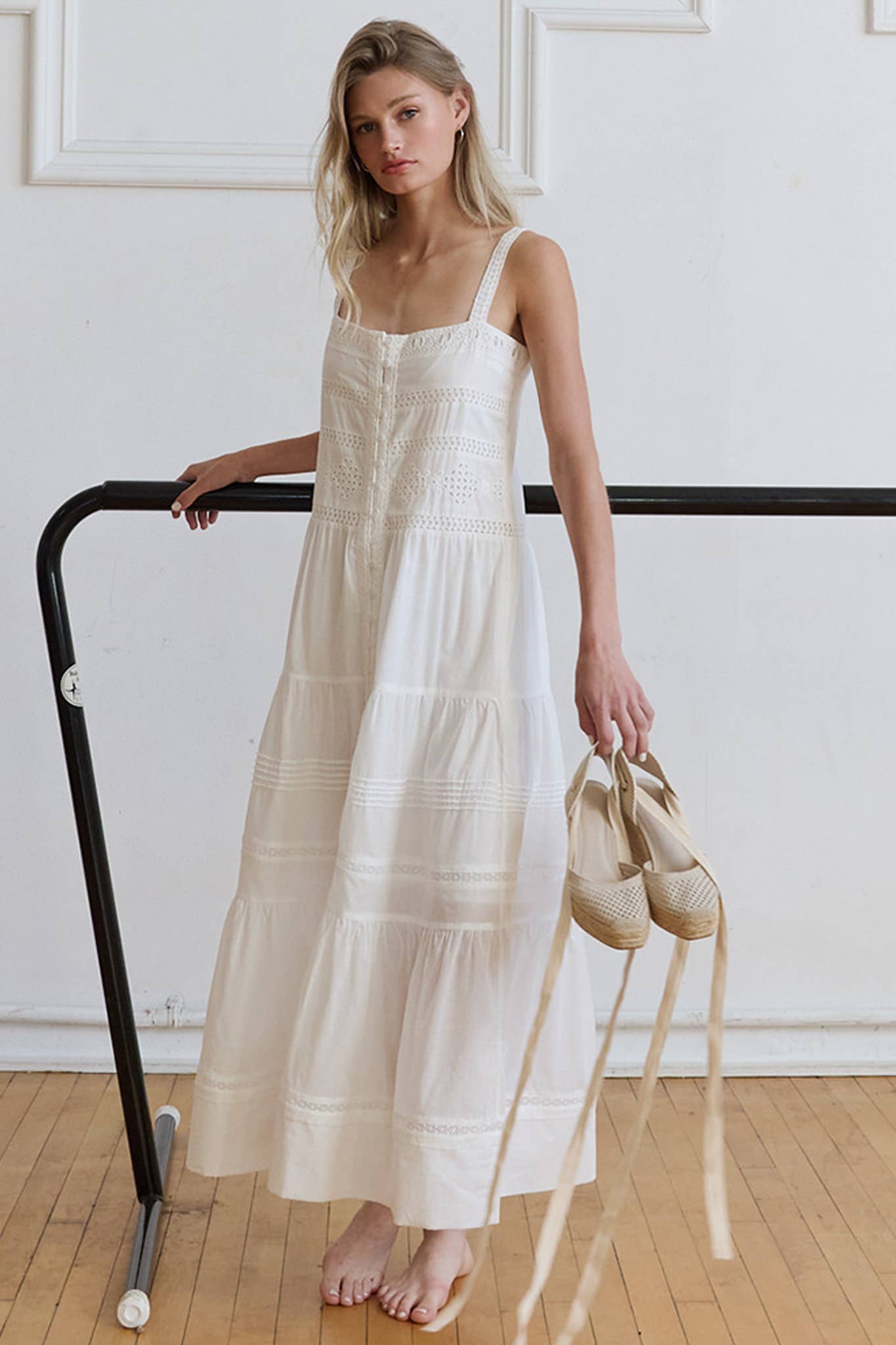 RAISONNEL - Romantic Tiered Woven Maxi with Lace Trim