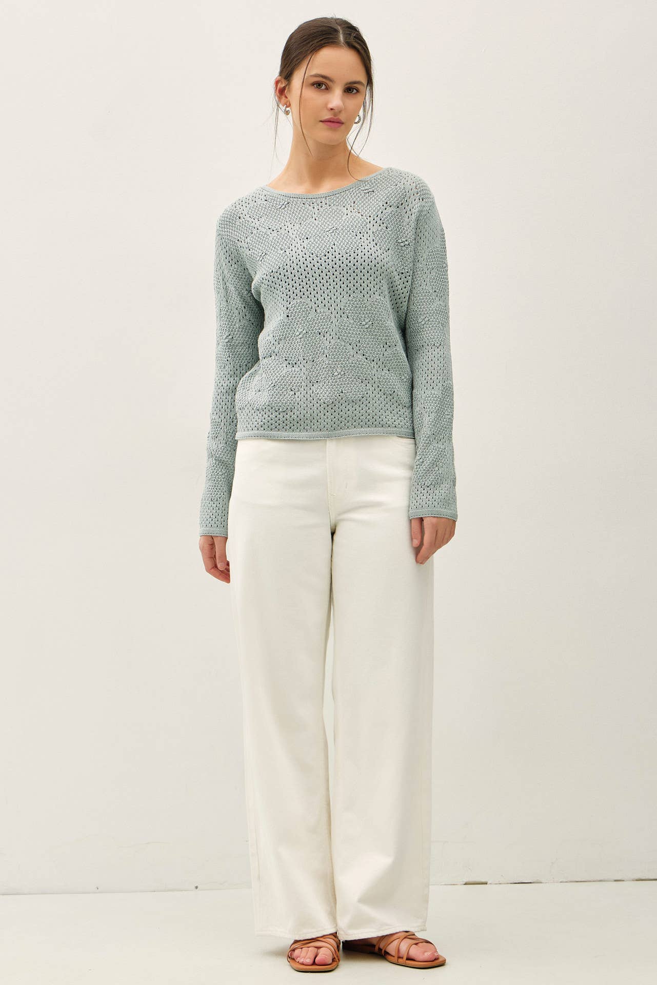 Be Cool - FLORAL PATTERN CROCHET SWEATER TOP