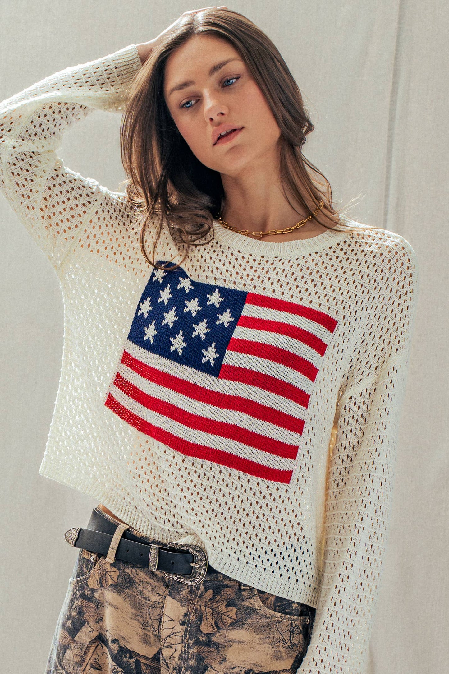 Urban Daizy - Patriotic American Flag Open Knit Sweater