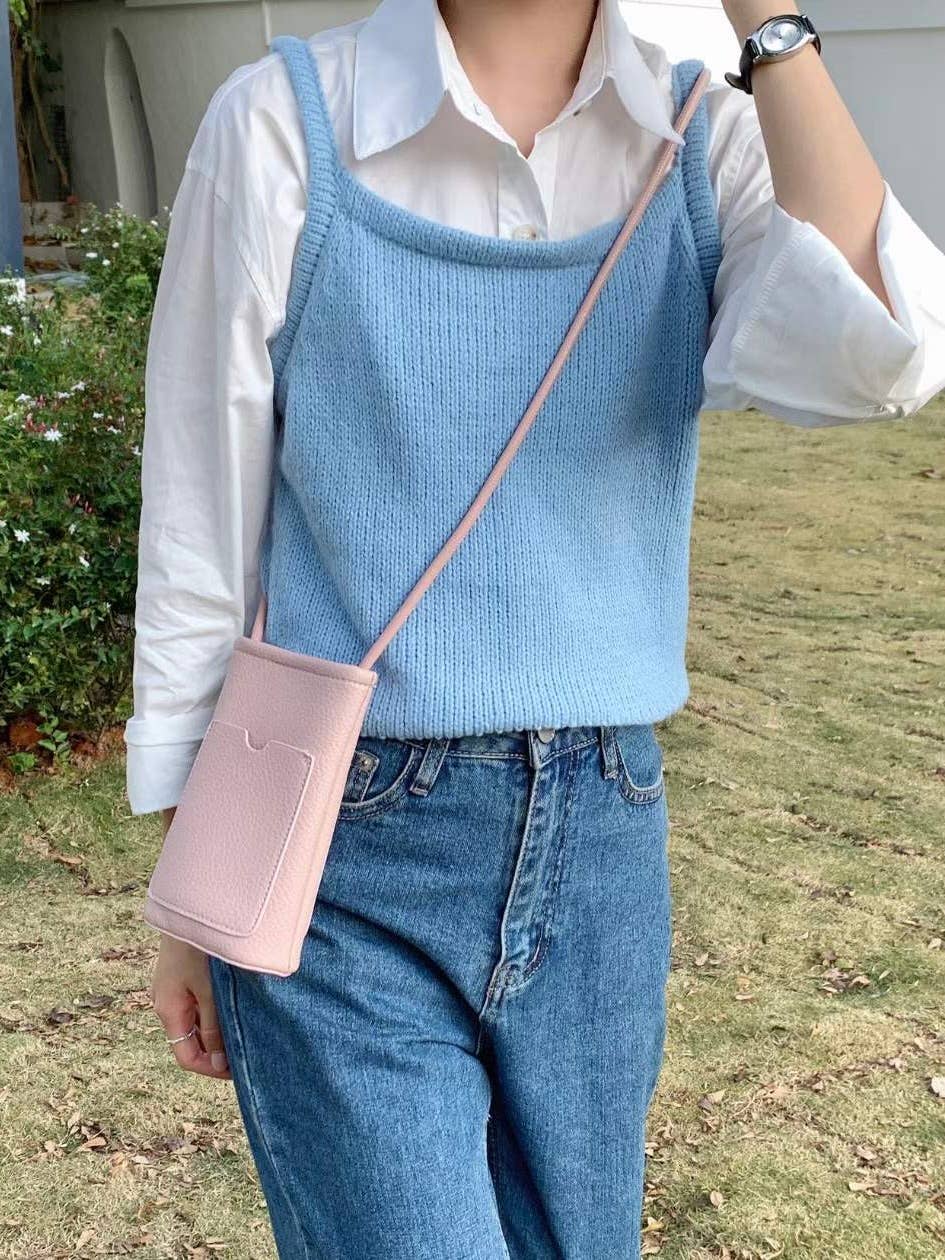 P24057 Smartphone Crossbody Bag