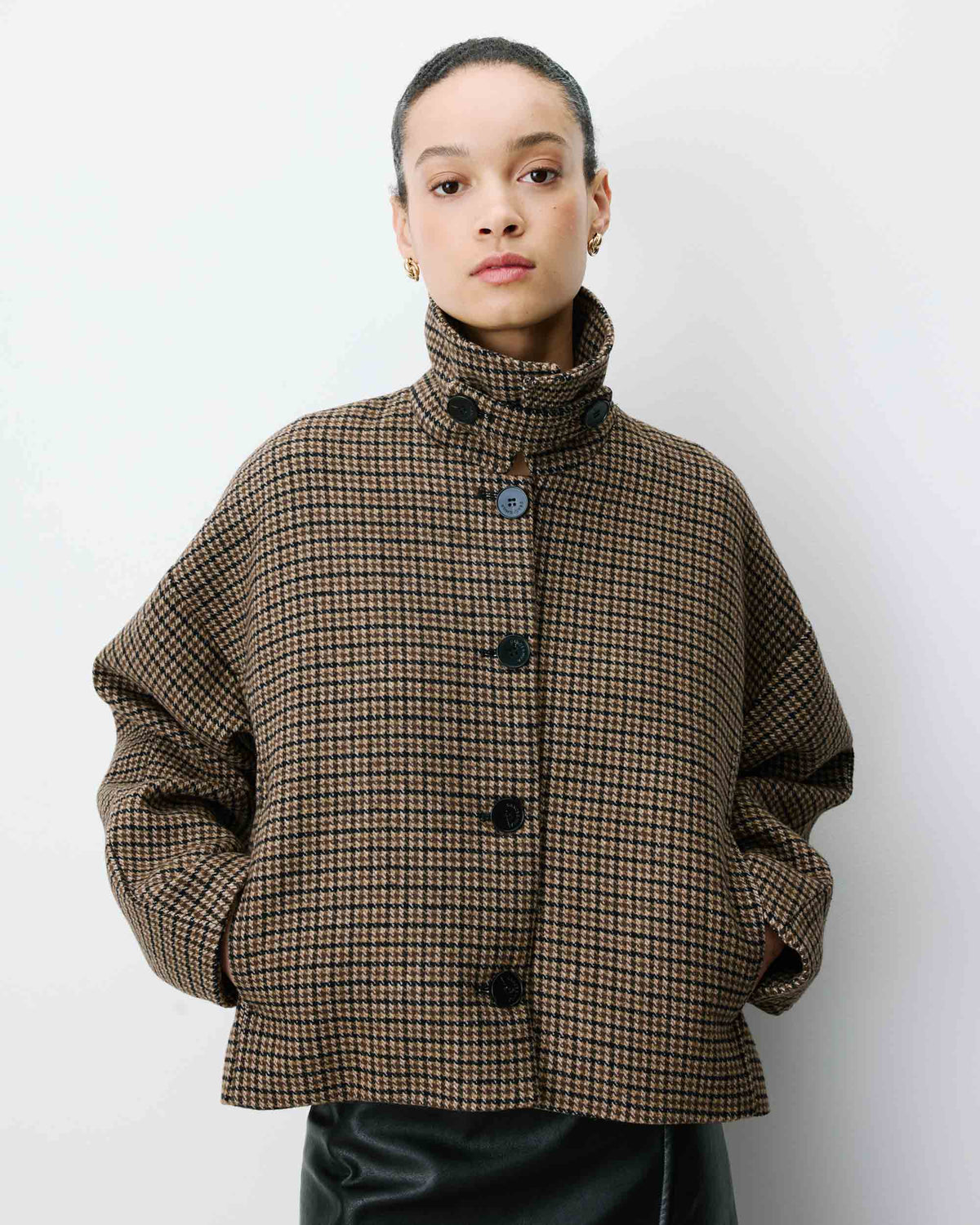 Grace & Mila Short Houndstooth Coat