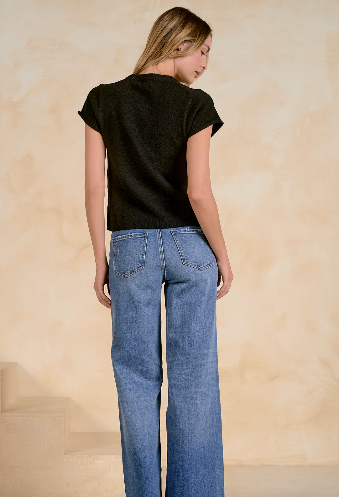 Elan Short Sleeve Crewneck Sweater