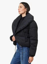 Habitual Cropped Puffer Jacket