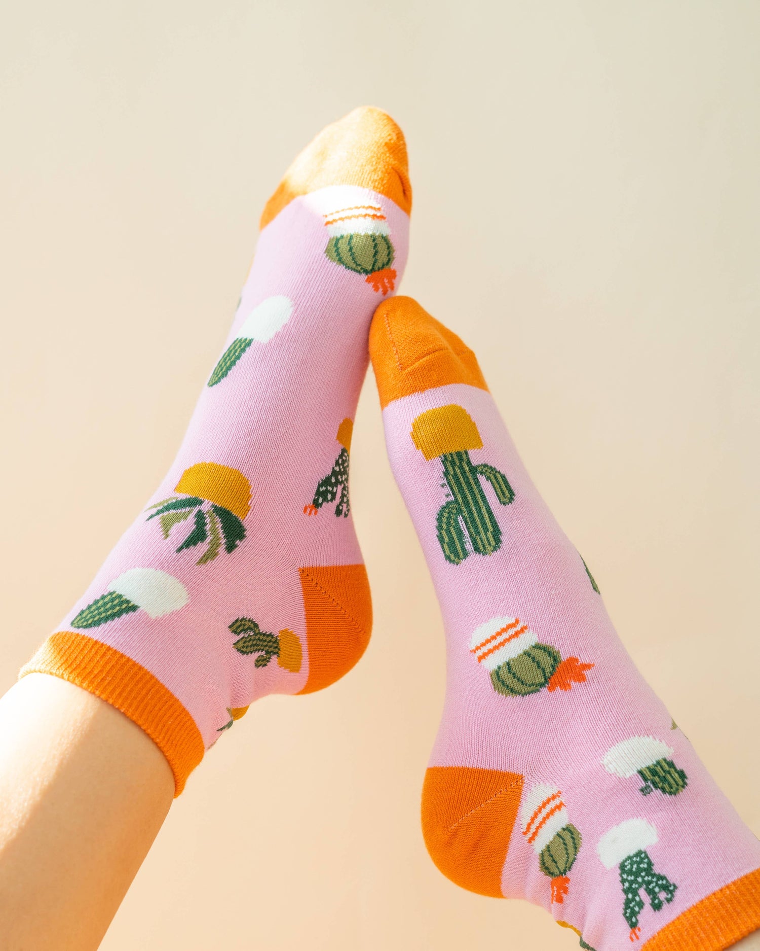 Sockspirations - ASSORTMENT - 4 pc ea 8 style - 32 pc (no di