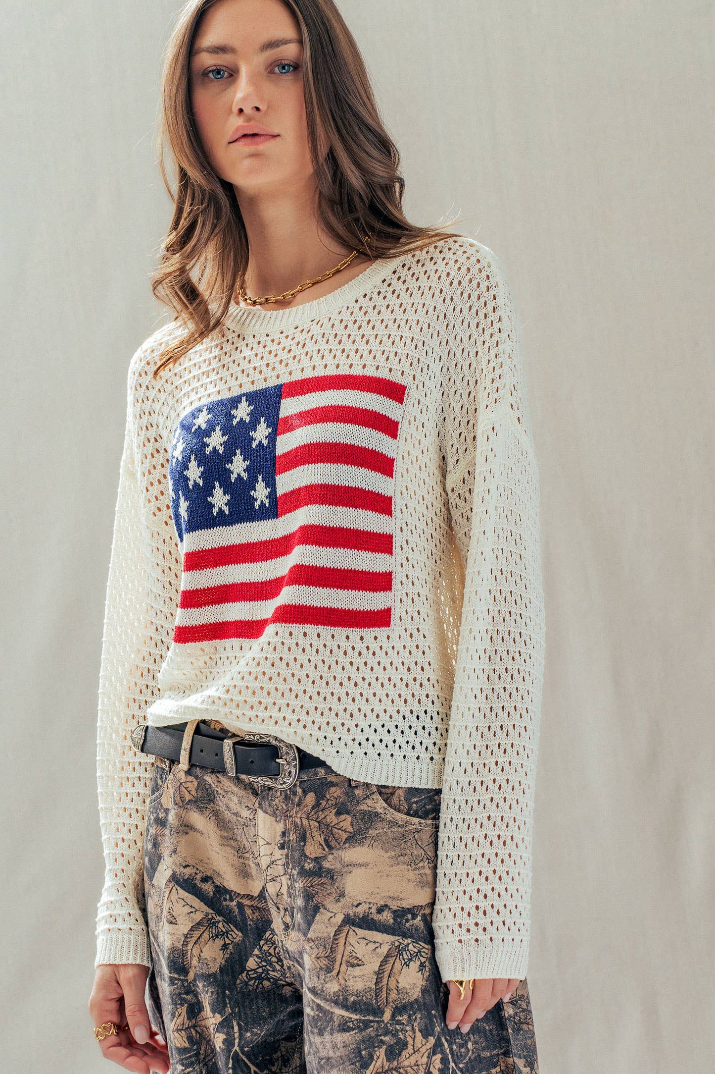 Urban Daizy - Patriotic American Flag Open Knit Sweater