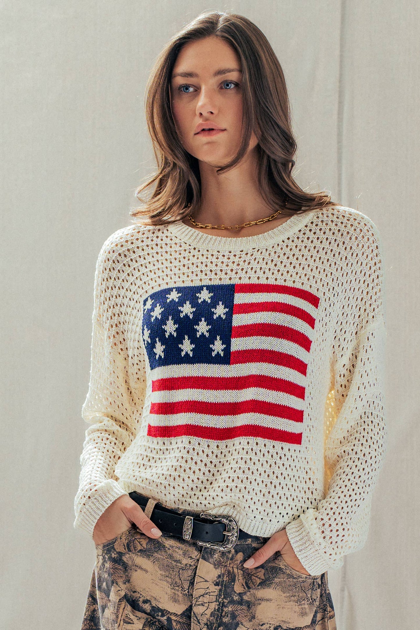 Urban Daizy - Patriotic American Flag Open Knit Sweater