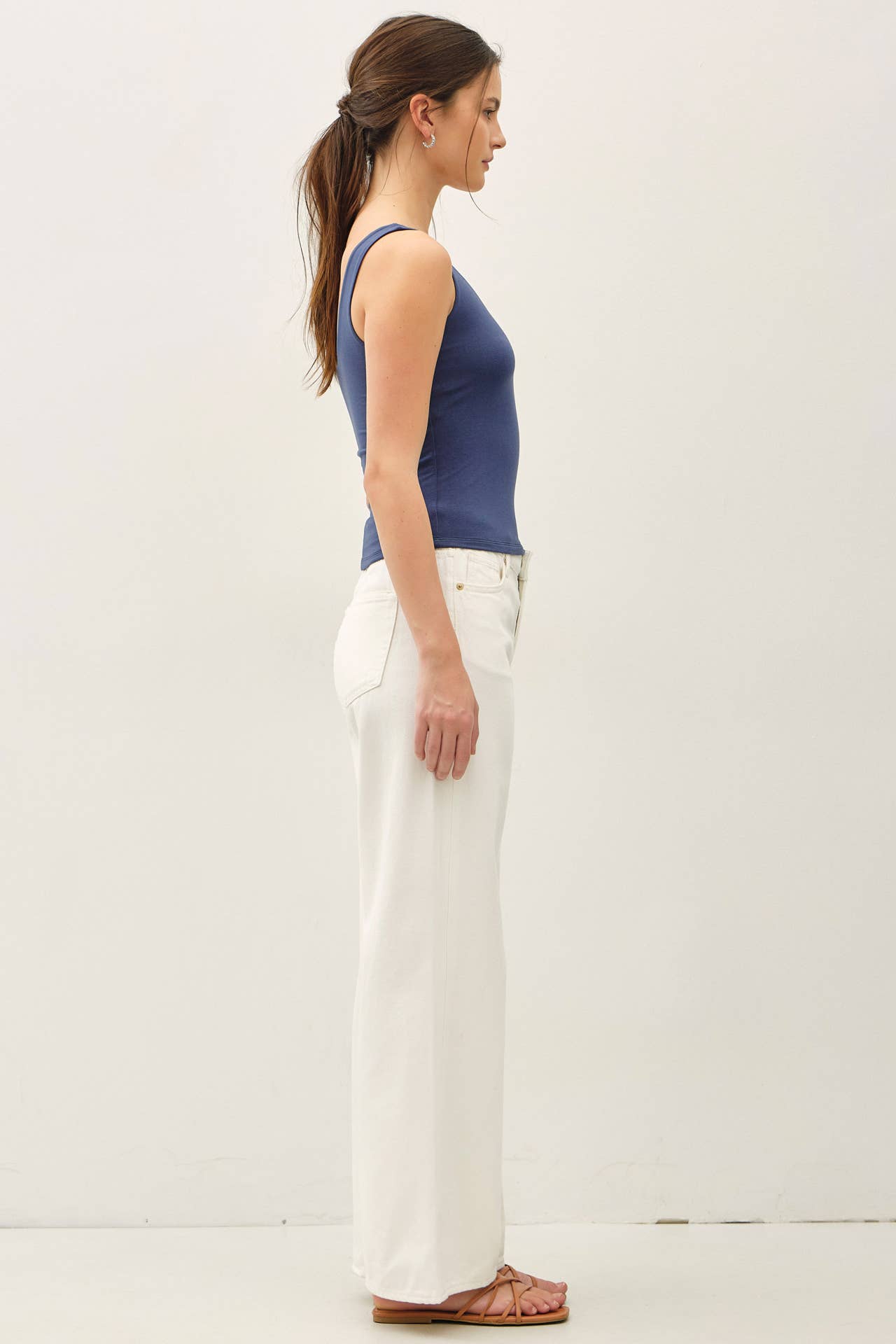 Be Cool - NEW SHADE[SOFT CORE] BASIC SCOOP NECK TANK