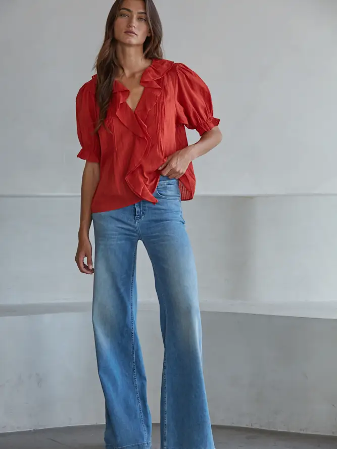 Woven Cotton Buttondown V-Neck Short Sleeve Top